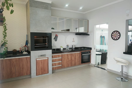 Casa à venda com 3 suítes em Jardim dos Flamboyants, Araraquara, SP