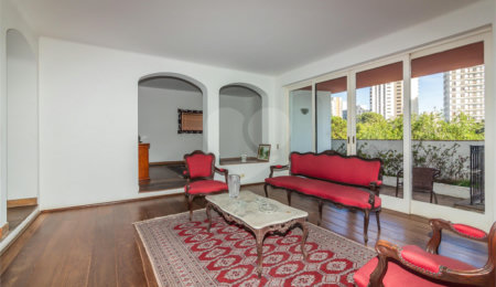Apartamento à venda com 4 quartos, sendo 3 suítes,  em Vila Andrade, São Paulo, SP