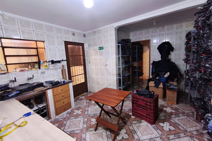 Sobrado à venda com 4 quartos, sendo 1 suíte, em Vila Medeiros, São Paulo, SP
