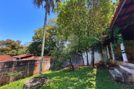 Chácara à venda com 3 quartos, sendo 1 suíte, em Chácara Companheiros, Jundiaí, SP