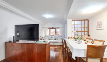 Casa de Vila à venda com 2 quartos, sendo 1 suíte,  em Jardim Hípico, São Paulo, SP