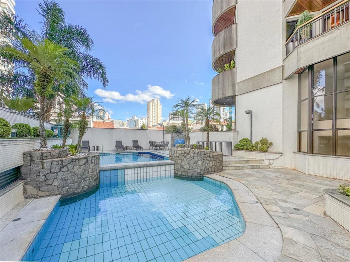 Apartamento à venda com 3 suítes em Vila Santo Estevão, São Paulo, SP