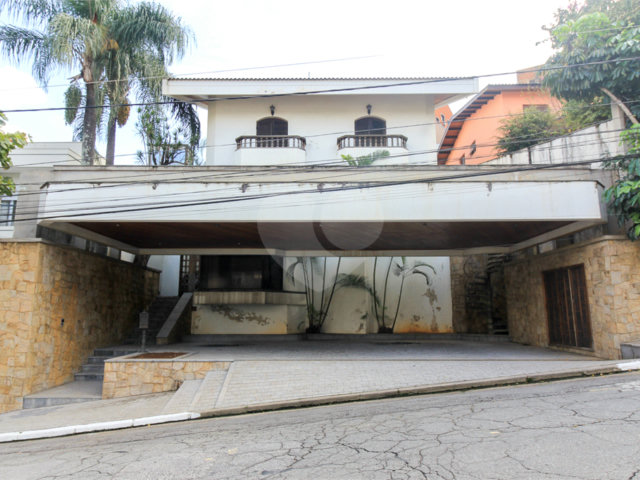 Casa à venda com 5 quartos, sendo 3 suítes,  em Jardim São Bento, São Paulo, SP