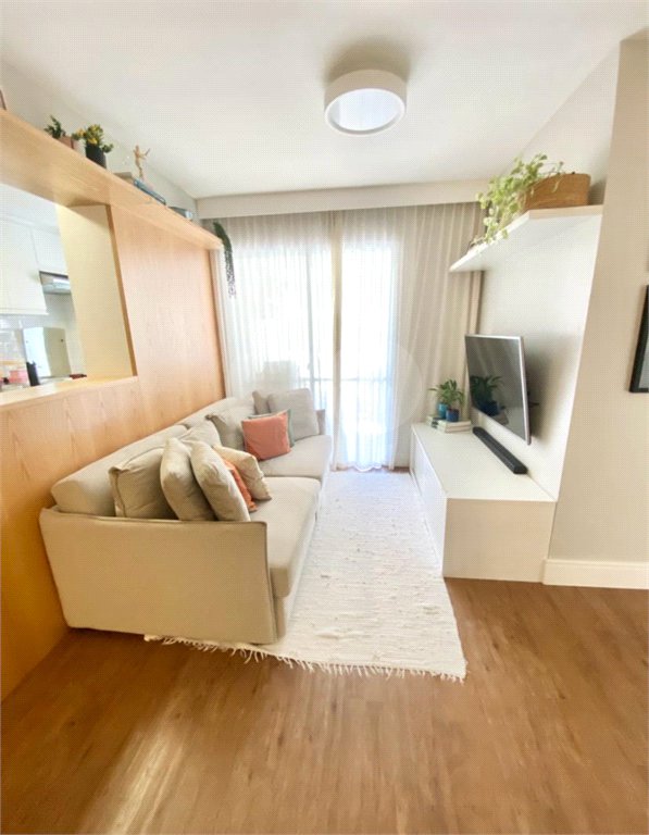Apartamento à venda Vila Gumercindo - 2 dormitórios, 1 suíte, 1 vaga