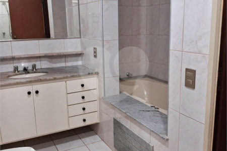 Apartamento para venda no Ed. Winston Monteiro Ricetti