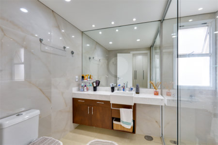 Apartamento à venda com 4 suítes em Jardim Marajoara, São Paulo, SP