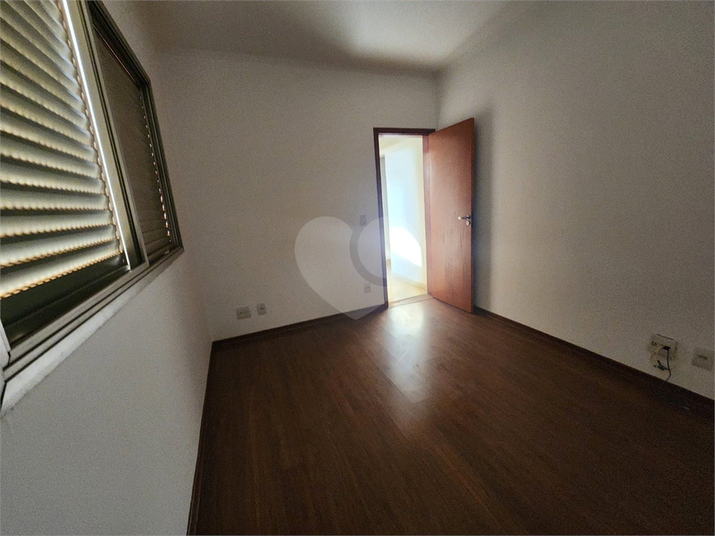 Apartamento à venda com 4 quartos, sendo 2 suítes, no Centro, Araraquara, SP