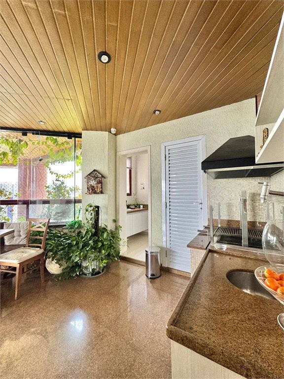 Apartamento à venda com 4 suítes em Vila Suzana, São Paulo, SP