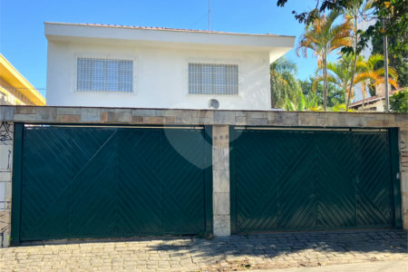 Sobrado para alugar com 4 quartos, sendo 2 suítes, em Brooklin Paulista, São Paulo, SP