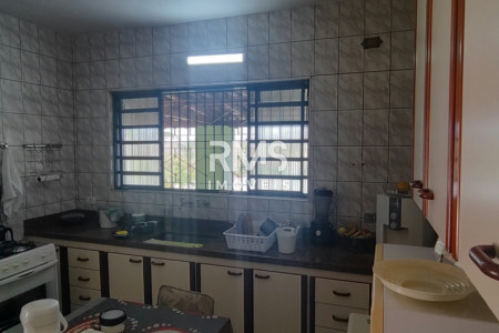 Chácara à venda com 4 quartos, sendo 2 suítes,  em Chácara Sete Quedas, Itu, SP
