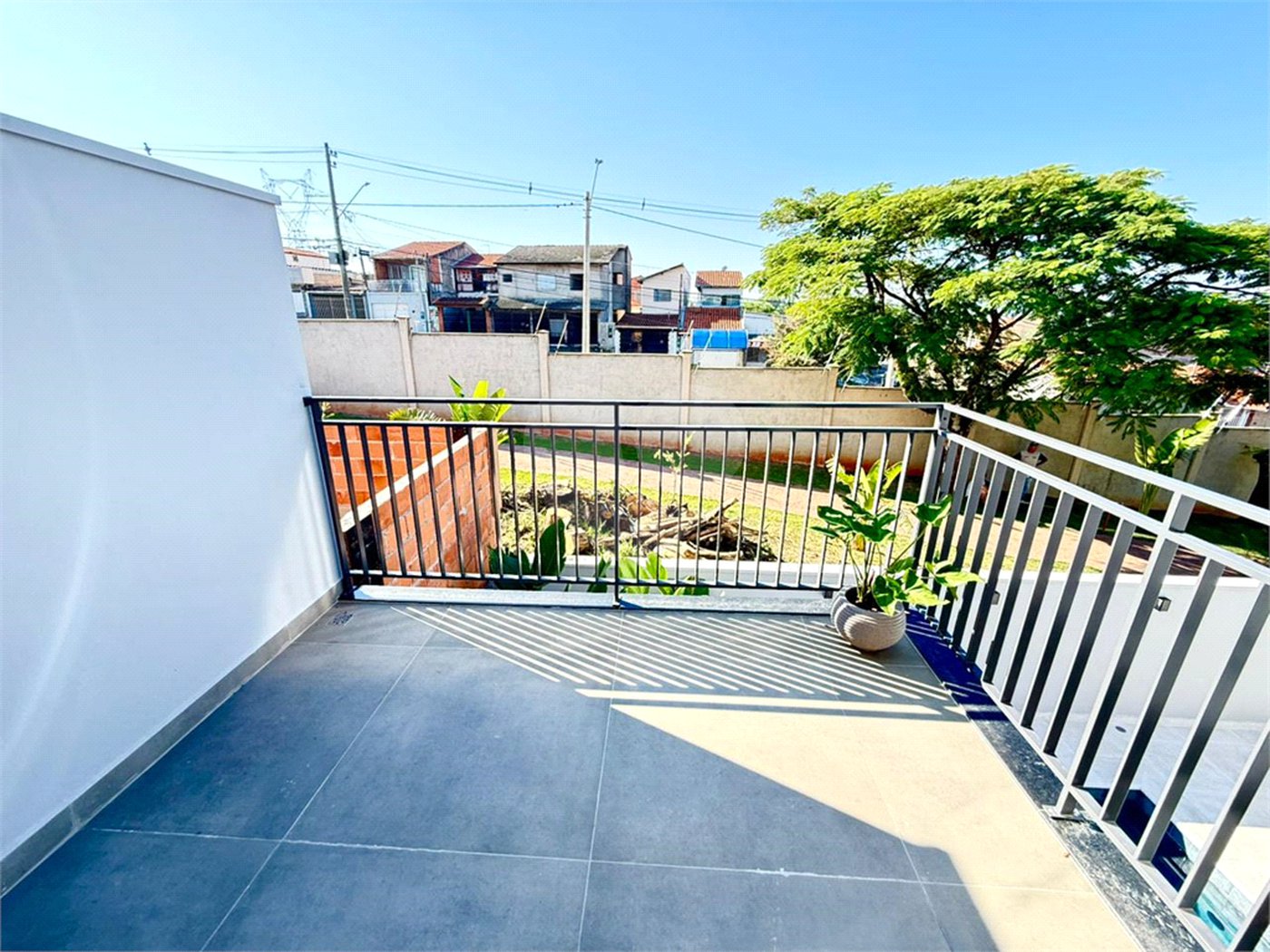 Casa à venda com 3 suítes no condomínio Villa Sapezal, Indaiatuba - SP