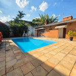 Casa à venda com 3 quartos, sendo 1 suíte, no condomínio Estância Marambaia, Vinhedo - SP