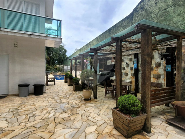 Casa à venda com 4 suítes no condomínio Jardim da Montanha I, Mairiporã - SP
