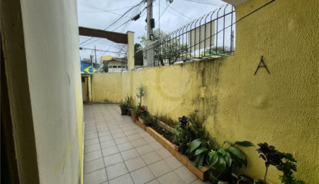 Sobrado à venda com 4 quartos em Jardim Sarah, São Paulo, SP