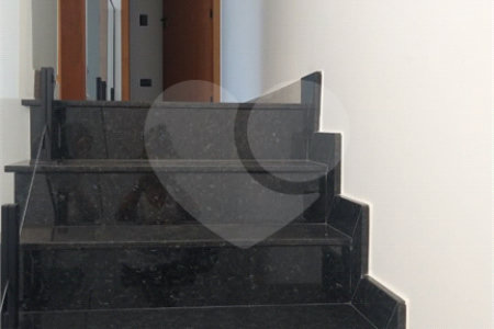Casa à venda com 3 quartos, sendo 2 suítes,  em Nova Gardênia, Atibaia, SP