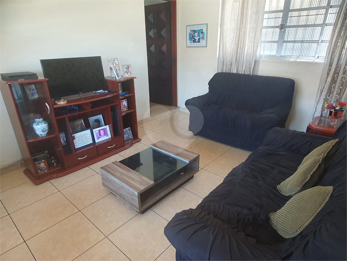 Casa Térrea à venda com 3 quartos, sendo 1 suíte, no Centro, Poá, SP