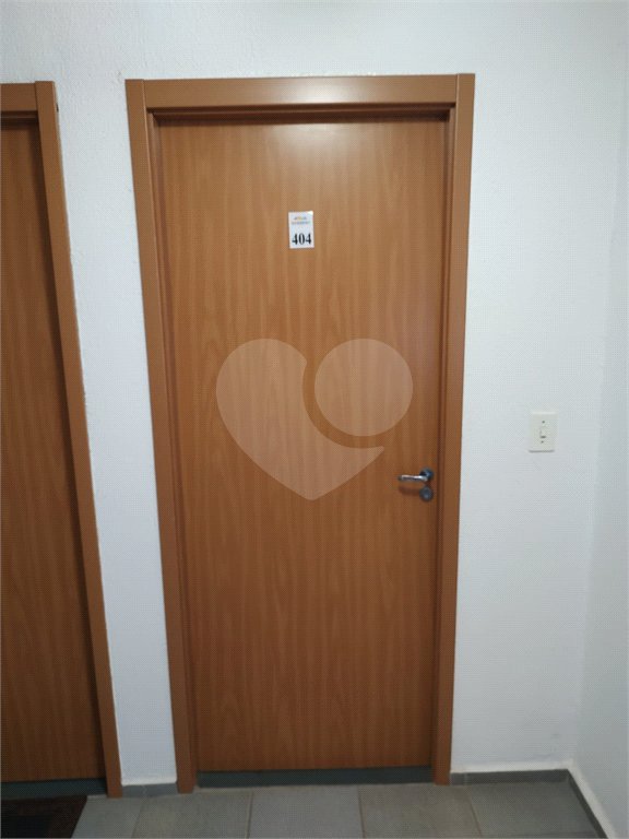 Apartamento no condomínio Monte Everest dispondo de 48m²
