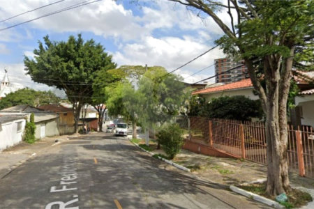 Casa Térrea à venda com 3 quartos, sendo 2 suítes,  em Vila Monumento, São Paulo, SP