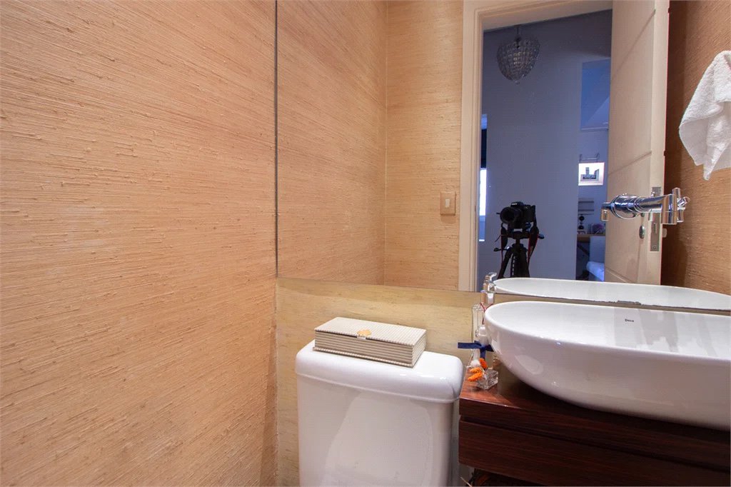 Apartamento à venda com 3 suítes em Vila Andrade, São Paulo, SP