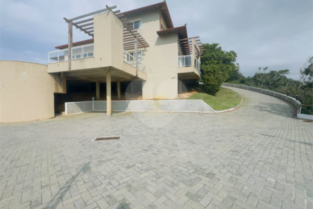 Casa à venda com 4 suítes em João Fernandes, Armação dos Búzios, RJ