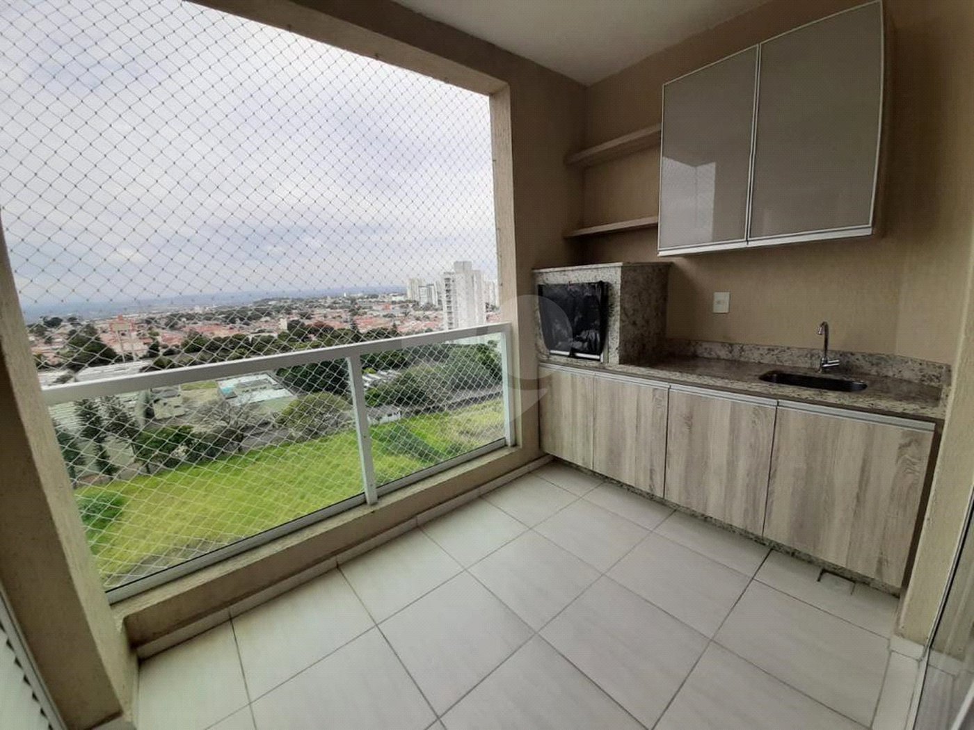 Apartamento para alugar com 3 quartos, sendo 1 suíte,  em Aqui Se Vive, Indaiatuba, SP