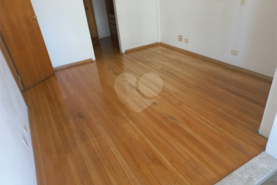 Apartamento à venda com 3 quartos, sendo 2 suítes, em Santana, São Paulo, SP