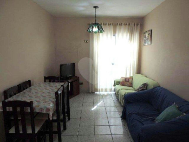 Apartamento à venda com 2 quartos, sendo 1 suíte,  em Loteamento João Batista Julião, Guarujá, SP
