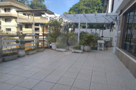 Sobrado à venda com 4 suítes em Chácara Flora, São Paulo, SP