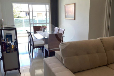 Apartamento à Venda no Edifício Victoria Park