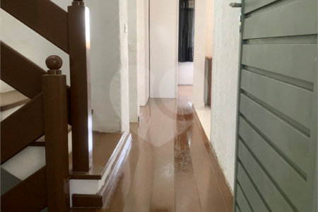 Sobrado à venda com 3 quartos, sendo 1 suíte,  em Vila Maria Alta, São Paulo, SP