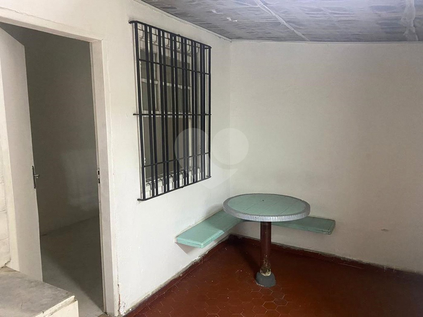 Sobrado à venda com 5 quartos, sendo 1 suíte, em Nova Piraju, São Paulo, SP