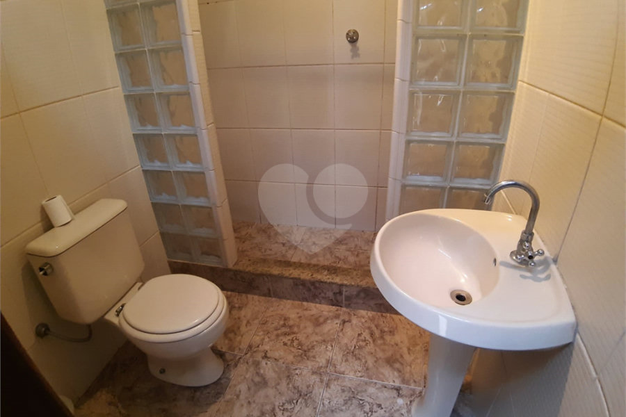 Sobrado à venda com 3 quartos, sendo 1 suíte, em Tremembé, São Paulo, SP