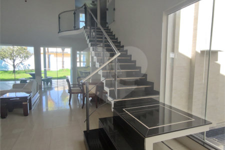 Casa à venda com 3 suítes no condomínio Residencial Suzano, Suzano - SP