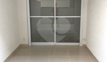 Apartamento à venda com 3 quartos, sendo 1 suíte, em Vila Clementino, São Paulo, SP