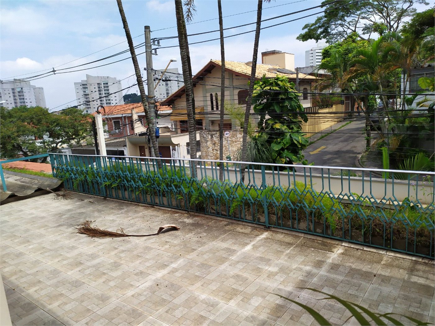 Casa à venda com 4 quartos, sendo 2 suítes, em Jardim das Vertentes, São Paulo, SP