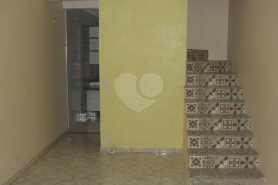 Sobrado à venda com 3 quartos, sendo 1 suíte, em Tremembé, São Paulo, SP