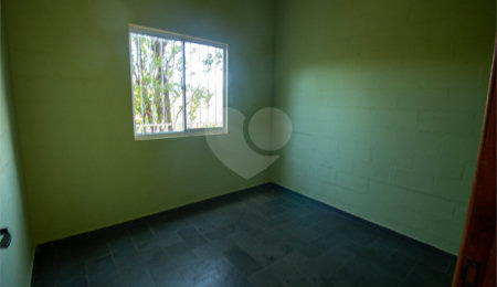 Salão Comercial para alugar em Esplanada Mendes Moraes, São Roque, SP