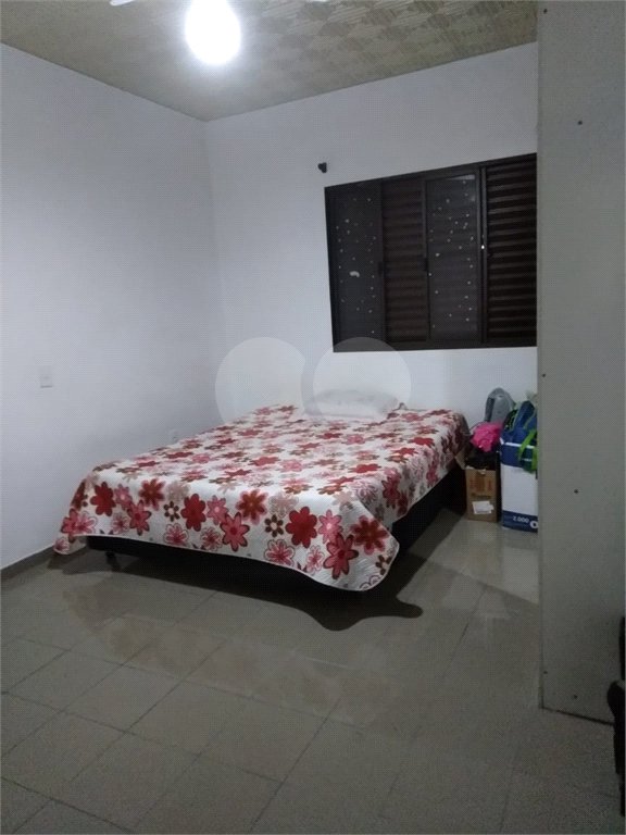 Sobrado à venda com 3 quartos, sendo 1 suíte, em Chora Menino, São Paulo, SP