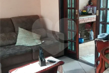 Sobrado à venda com 3 quartos, sendo 1 suíte, em Tucuruvi, São Paulo, SP