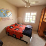 Casa à venda com 3 quartos, sendo 1 suíte, no condomínio Moradas do Ipê, São Paulo - SP