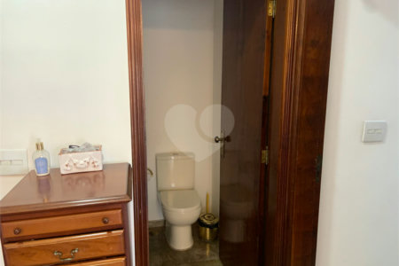 Apartamento à venda com 4 quartos, sendo 3 suítes,  em Pinheiros, São Paulo, SP