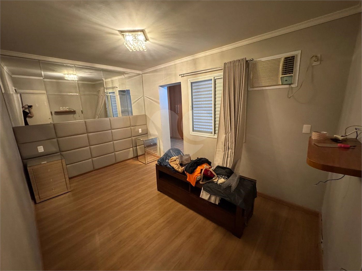 Casa à venda com 4 quartos, sendo 1 suíte, em Jardim das Samambaias, Jundiaí, SP