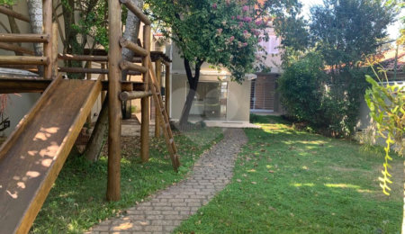 Casa à venda com 4 quartos, sendo 2 suítes,  em Brooklin, São Paulo, SP