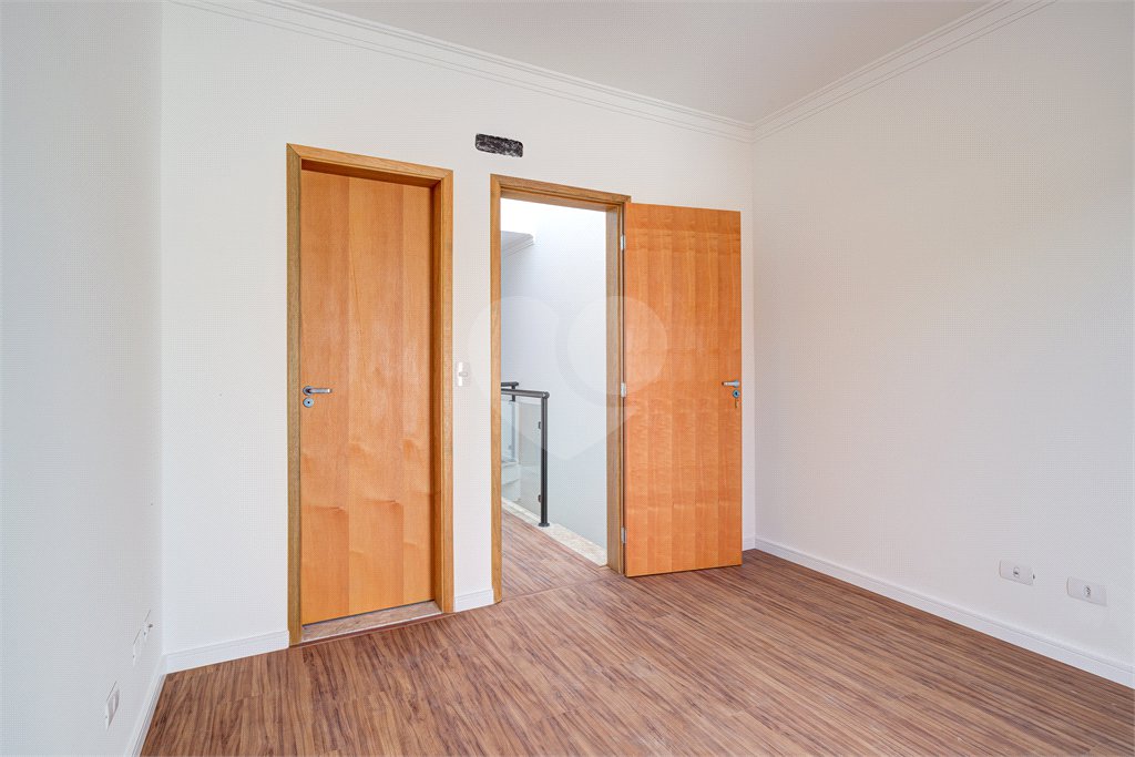 Sobrado à venda com 3 quartos, sendo 1 suíte, em Alto da Boa Vista, São Paulo, SP