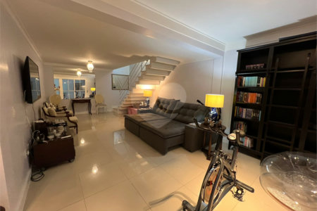 Casa à venda com 4 suítes no condomínio Bellagio, São Paulo - SP