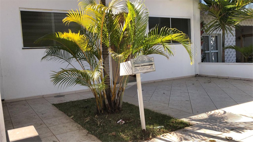 Casa à venda com 3 quartos, sendo 1 suíte, no condomínio Vista Verde, Indaiatuba - SP