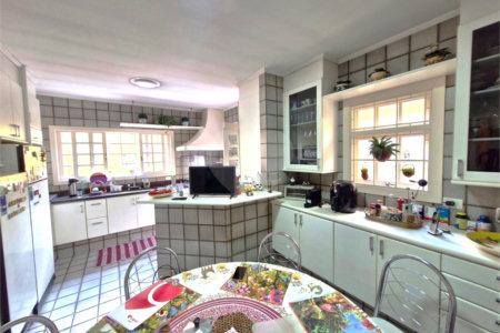 Casa Térrea à venda com 3 suítes em Alto da Boa Vista, São Paulo, SP