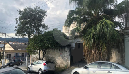 Casa Térrea à venda com 6 quartos, sendo 2 suítes,  em Vila Mazzei, São Paulo, SP