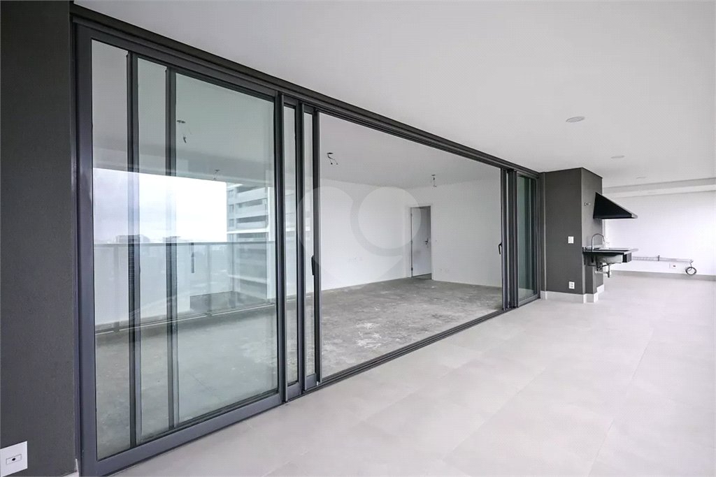 Apartamento à venda com 3 suítes,  em Jardim Fonte do Morumbi, São Paulo, SP