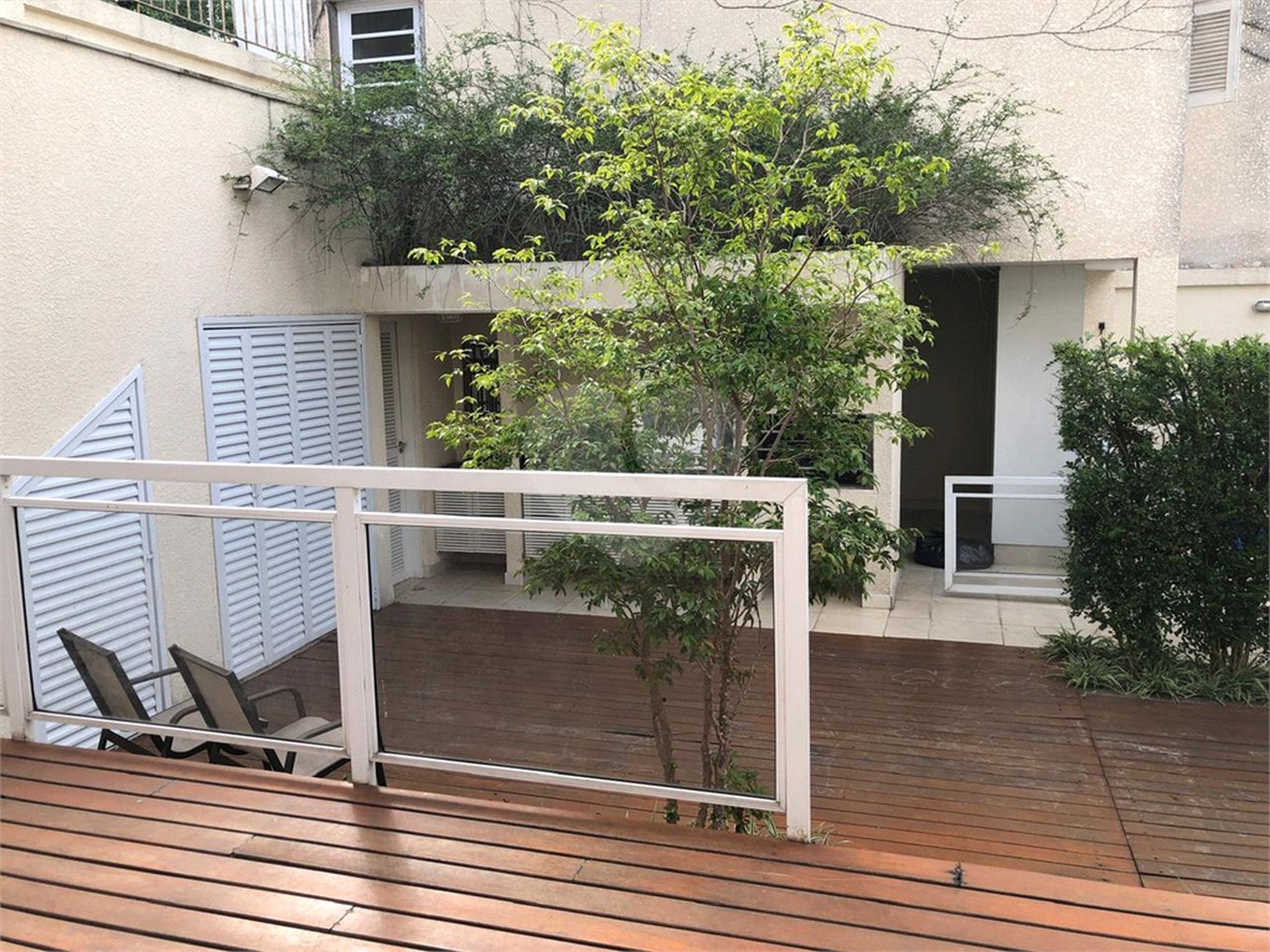 Sobrado à venda com 4 quartos, sendo 1 suíte, em Jardim Novo Mundo, São Paulo, SP
